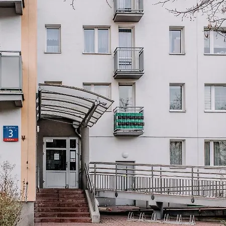 アパート New! With 3 Beds - Easy Access To Airport, Center & Wum