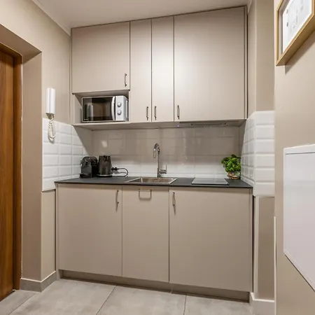 New! With 3 Beds - Easy Access To Airport, Center & Wum Apartment *
