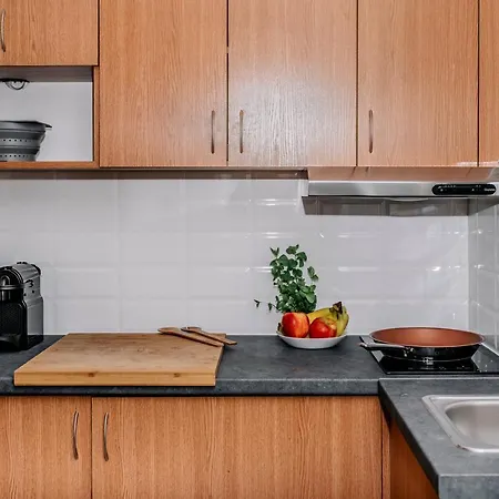 New! With 3 Beds - Easy Access To Airport, Center & Wum * Varsóvia