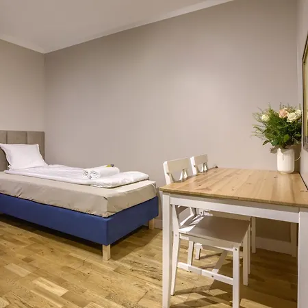 New! With 3 Beds - Easy Access To Airport, Center & Wum Apartment *