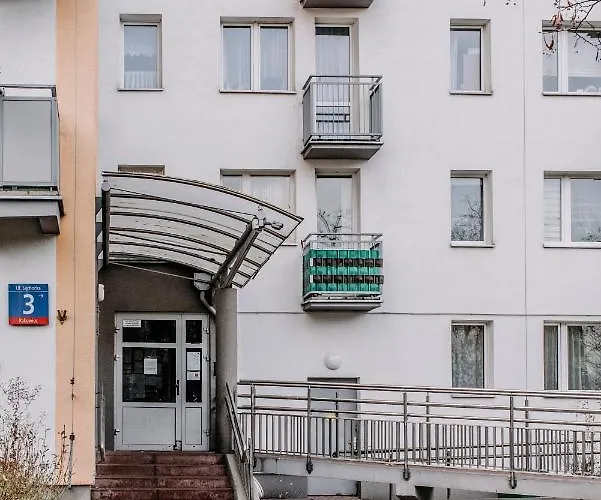 Apartment New! With 3 Beds - Easy Access To Airport, Center & Wum